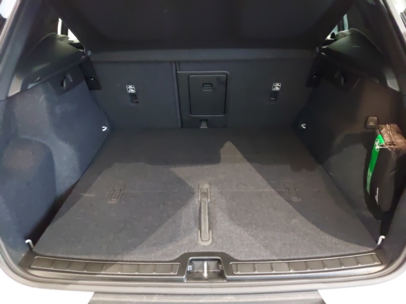 Used Volvo XC40 2024 for sale - 77405313: Photo 8