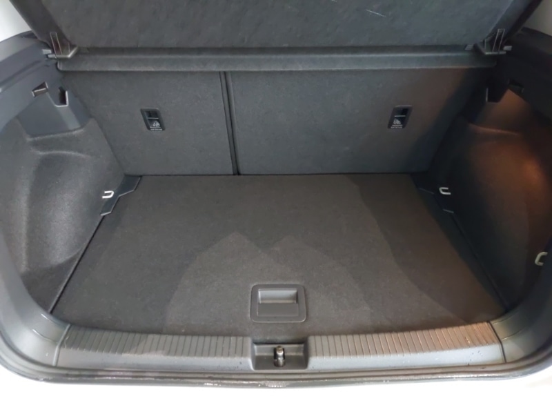 Used Volkswagen T-Cross 2023 for sale - 77522825: Photo 8