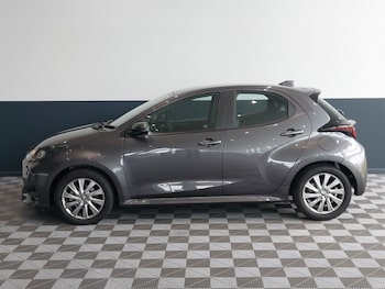 Used Toyota Yaris 2023 for sale - 79231950: Photo