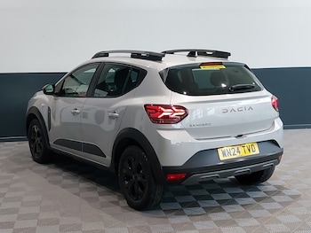 Used Dacia Sandero Stepway 2024 for sale - 77219287: Photo