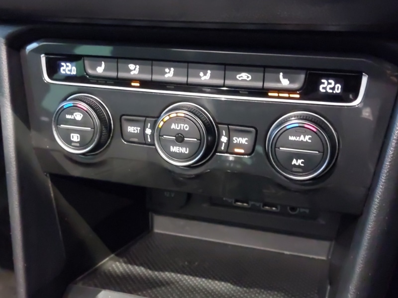 Used Volkswagen Tiguan 2018 for sale - 77682628: Photo 17