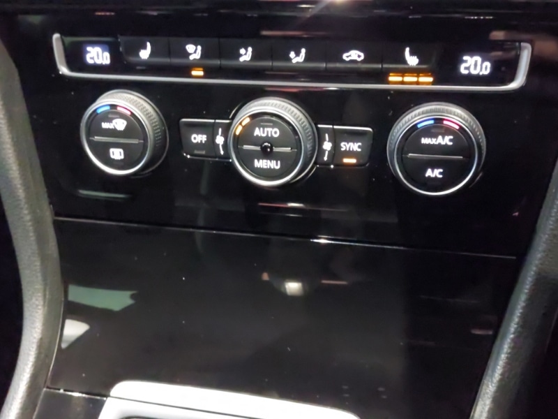 Used Volkswagen Golf 2020 for sale - 77454082: Photo 17