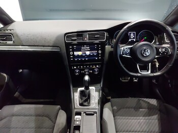 Used Volkswagen Golf 2020 for sale - 77454082: Photo
