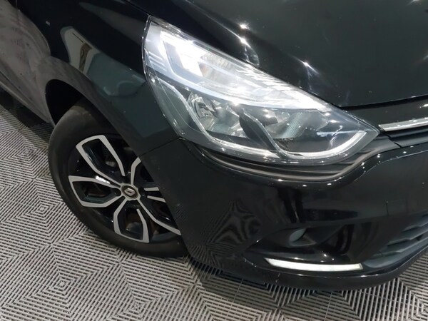 Used Renault Clio 2018 for sale - 76264892: Photo 9
