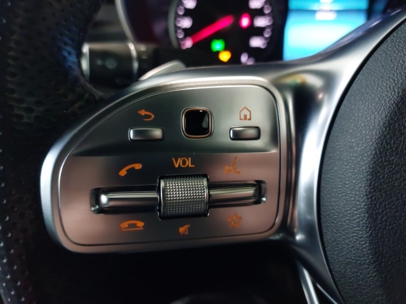 Used Mercedes-Benz GLC 2019 for sale - 76749192: Photo 14