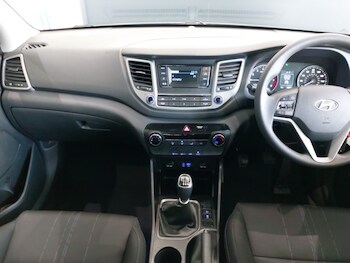 Used Hyundai TUCSON 2017 for sale - 77838004: Photo