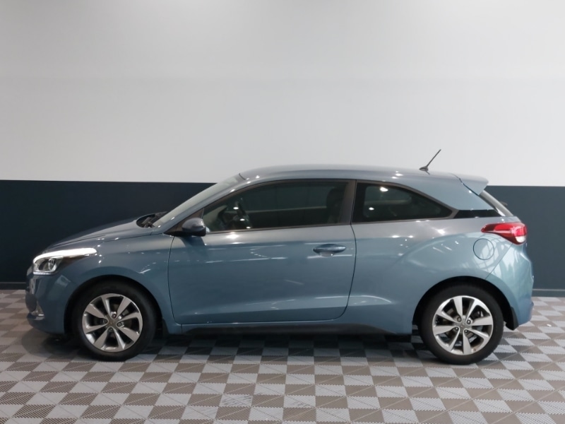 Used Hyundai i20 2015 for sale - 76129802: Photo 4