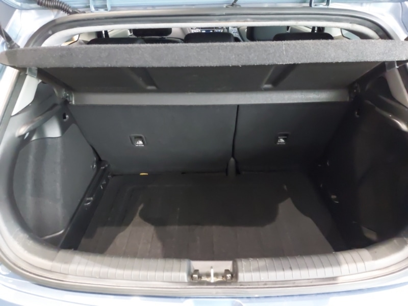 Used Hyundai i20 2015 for sale - 76129802: Photo 8