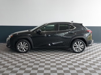 Used Lexus UX 2023 for sale - 79382995: Photo