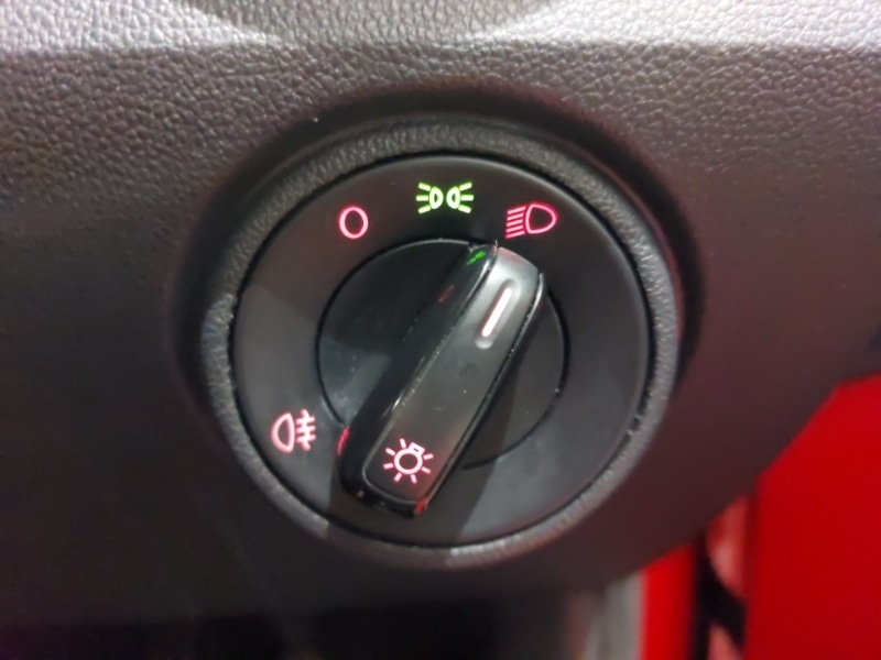 Used Volkswagen up! 2016 for sale - 76827262: Photo 17