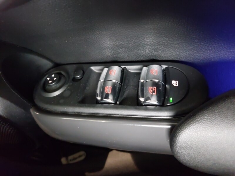 Used MINI Hatch 2020 for sale - 76492992: Photo 19