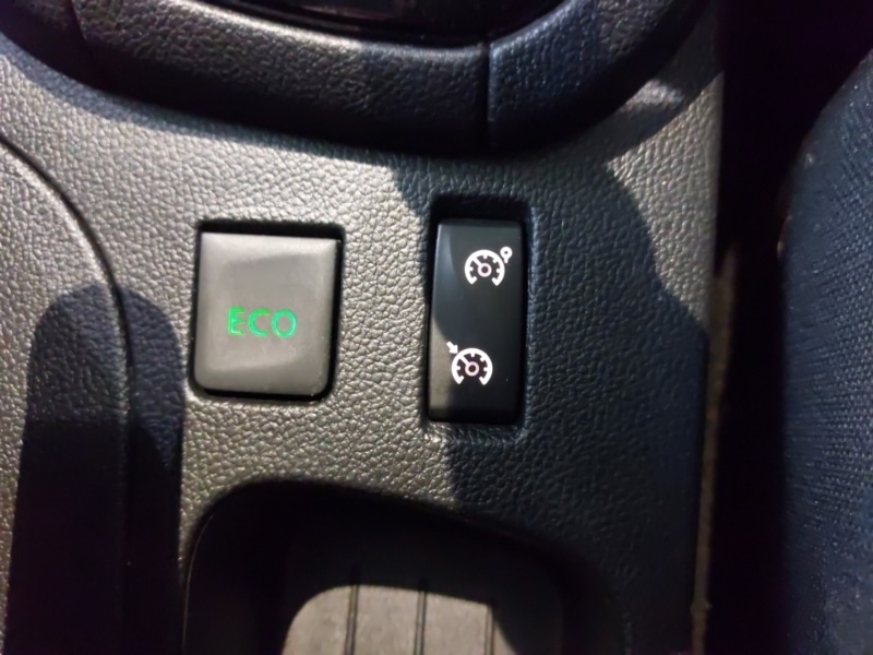 Used Renault Clio 2016 for sale - 77379875: Photo 16