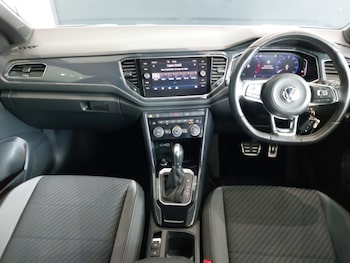 Used Volkswagen T-Roc 2019 for sale - 78723724: Photo