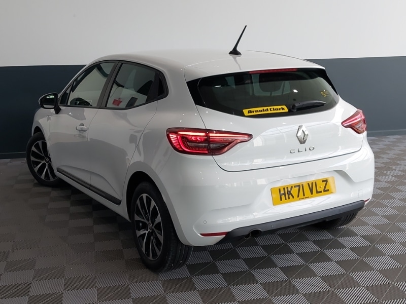 Used Renault Clio 2021 for sale - 77938941: Photo 3