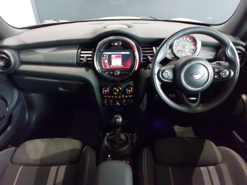 Used MINI Convertible 2019 for sale - 77169201: Photo 2