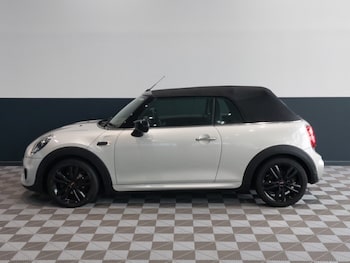 Used MINI Convertible 2019 for sale - 77169201: Photo