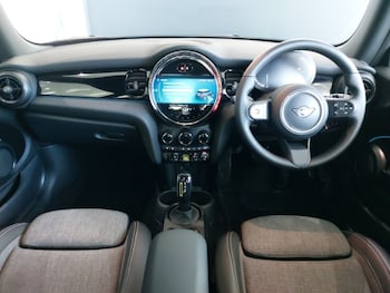 Used MINI Hatch 2022 for sale - 77669892: Photo