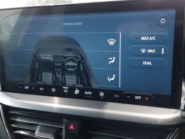 Used Ford Focus 2022 for sale - 76166049: Photo 17