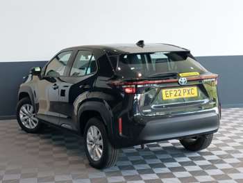 Used Toyota Yaris Cross 2022 for sale - 74910760: Photo