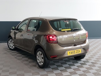 Used Dacia Sandero 2020 for sale - 77518509: Photo