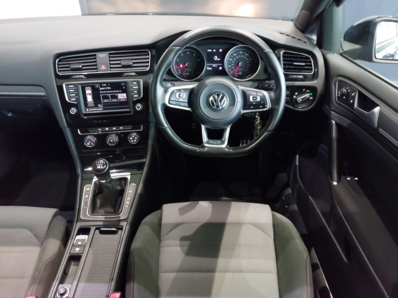 Used Volkswagen Golf 2016 for sale - 76309150: Photo 7