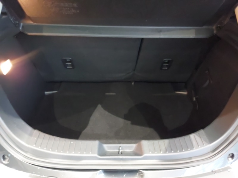 Used Mazda Mazda2 2022 for sale - 77330006: Photo 8