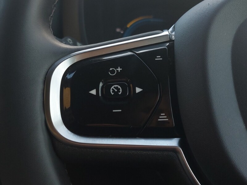 Used Volvo XC60 2023 for sale - 77476016: Photo 18