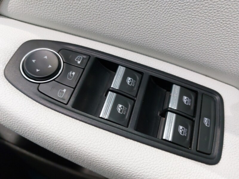 Used Renault Clio 2020 for sale - 77189843: Photo 19