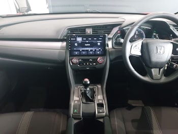 Used Honda Civic 2019 for sale - 75976862: Photo