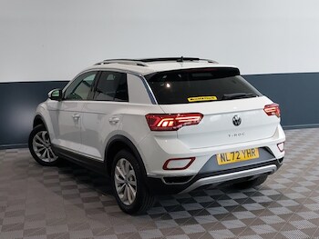 Used Volkswagen T-Roc 2022 for sale - 77782383: Photo