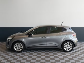 Used Renault Clio 2024 for sale - 75715093: Photo