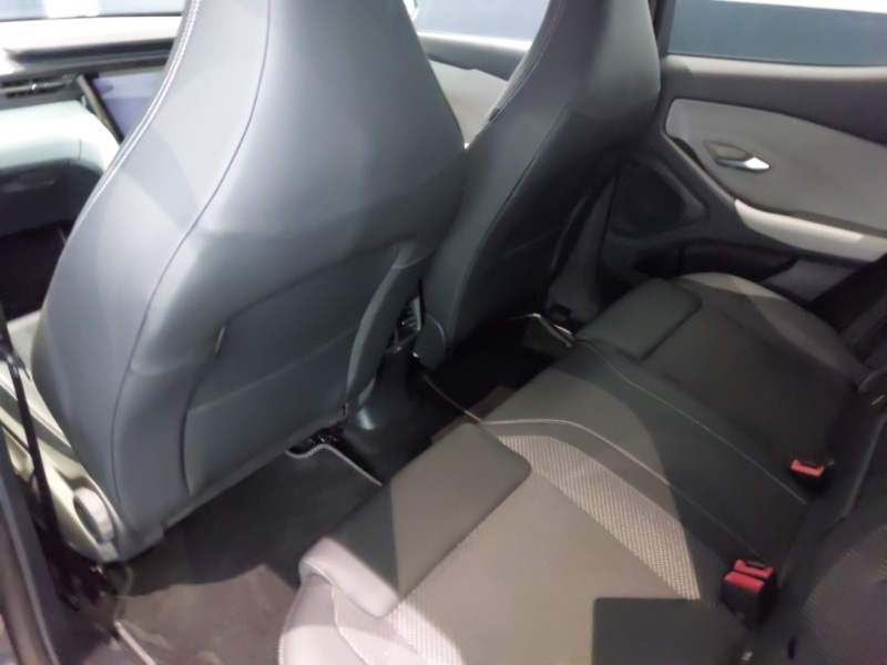 Used Ford Explorer 2025 for sale - 76717951: Photo 6