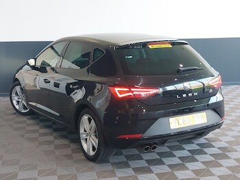 Used SEAT Leon 2018 for sale - 77948143: Photo