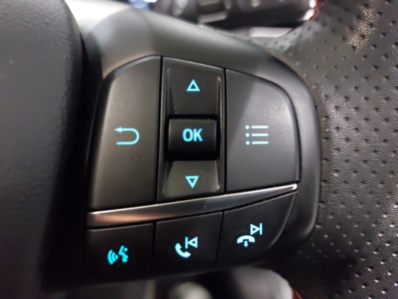 Used Ford Focus 2023 for sale - 76987418: Photo 14