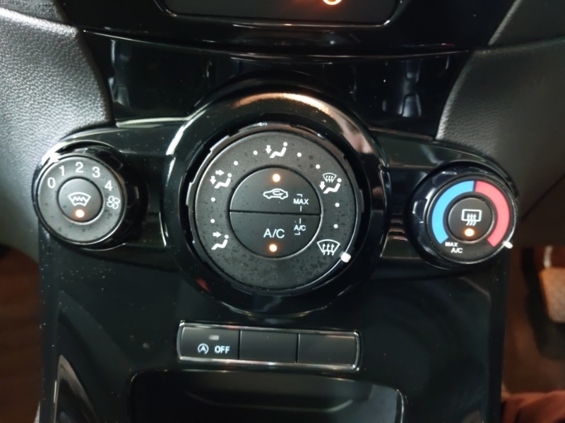 Used Ford Fiesta 2017 for sale - 76629371: Photo 15