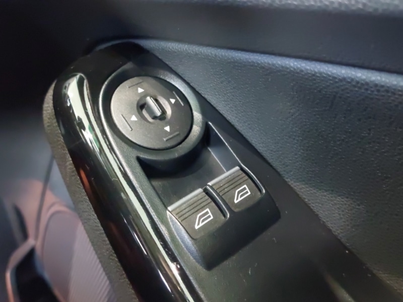 Used Ford Fiesta 2017 for sale - 76629371: Photo 19