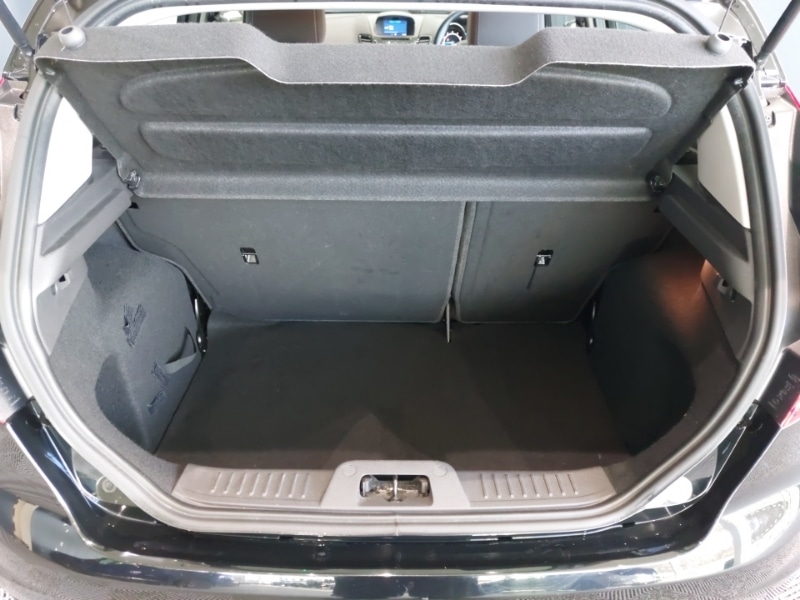 Used Ford Fiesta 2017 for sale - 76629371: Photo 8