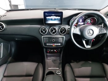 Used Mercedes-Benz A-Class 2017 for sale - 75558210: Photo