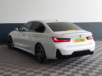 Used BMW 3 Series 2024 for sale - 78751251: Photo