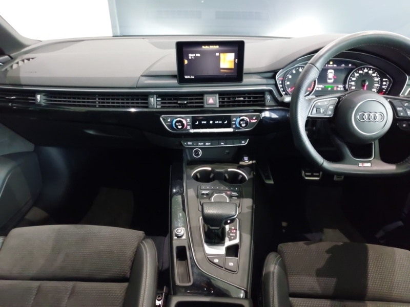 Used Audi A4 2019 for sale - 77999748: Photo 2