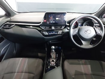 Used Toyota C-HR 2023 for sale - 78074774: Photo