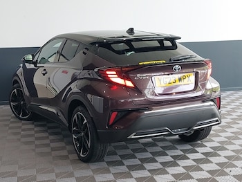 Used Toyota C-HR 2023 for sale - 78074774: Photo