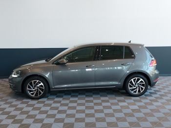 Used Volkswagen Golf 2019 for sale - 75828704: Photo