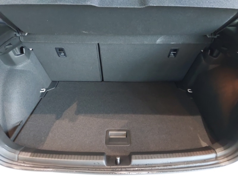 Used Volkswagen Polo 2024 for sale - 76533450: Photo 8