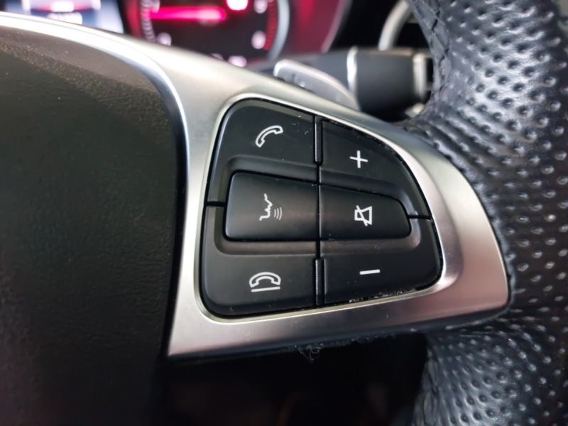 Used Mercedes-Benz GLC 2018 for sale - 78033211: Photo 16