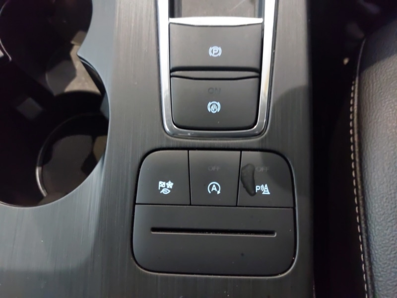 Used Ford Kuga 2022 for sale - 76533452: Photo 16