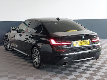Used BMW 3 Series 2021 for sale - 75715022: Photo