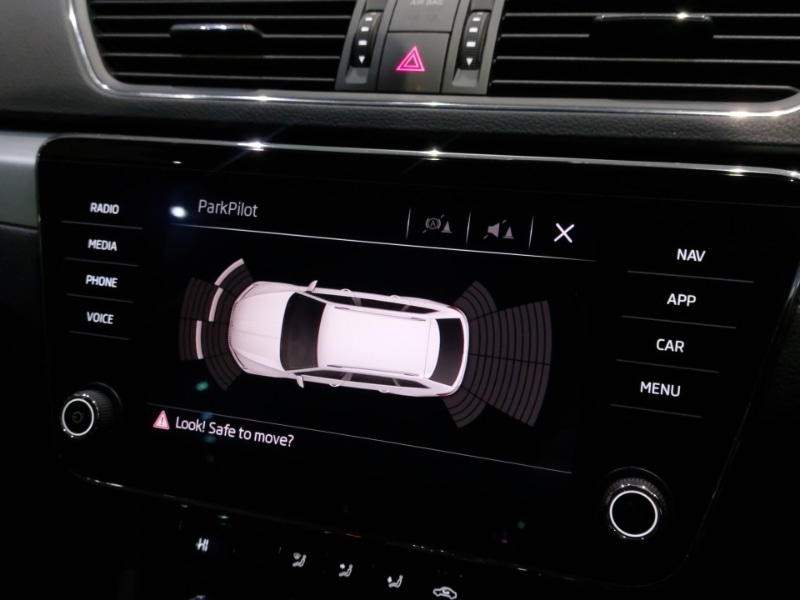 Used Skoda Superb 2017 for sale - 77165284: Photo 10