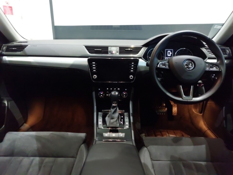 Used Skoda Superb 2017 for sale - 77165284: Photo 2