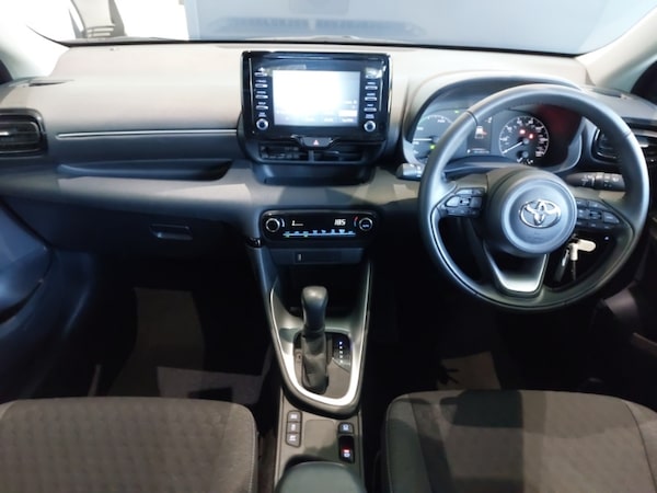Used Toyota Yaris 2022 for sale - 76166271: Photo 2